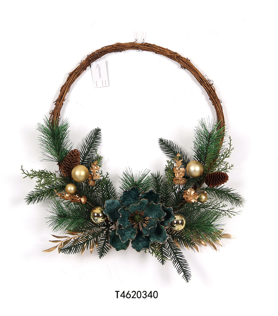 Botanical Pine Wreath